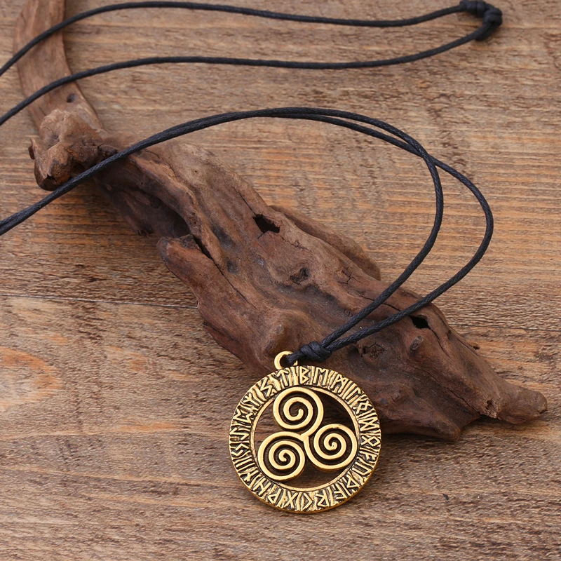 Teamer ожерелье из супернатурального талисмана винтажное с полым кулоном и тройной