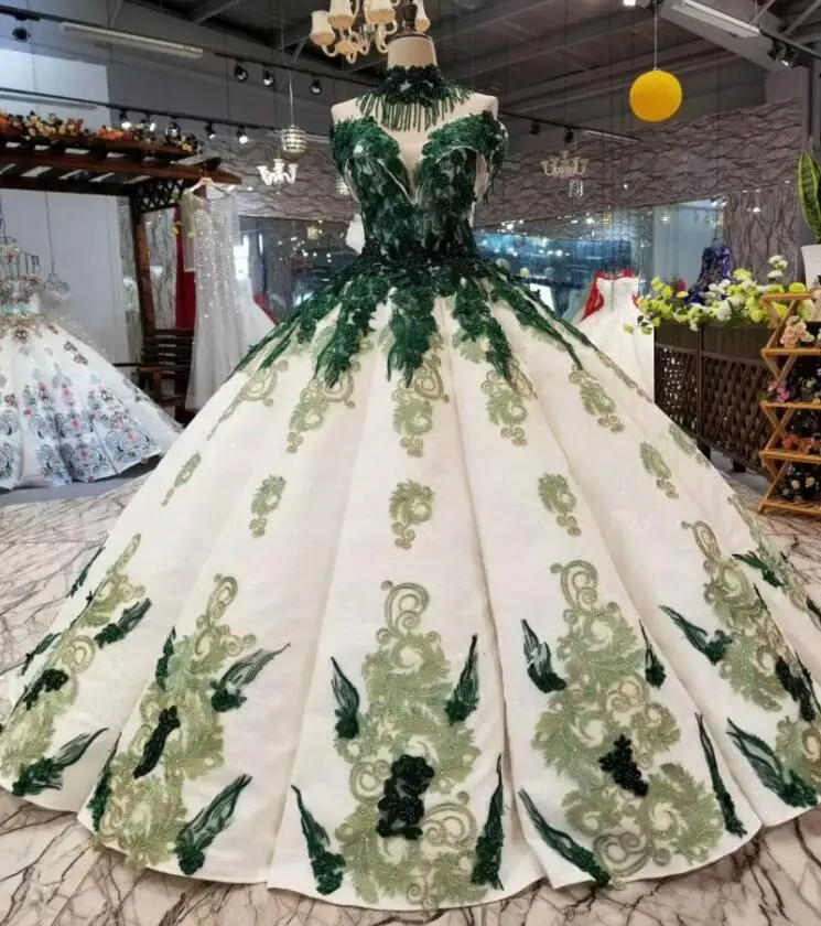 Color as Picture Сексуальные свадебные платья с открытыми плечами для девочек из черной кожи в африканском стиле, Пышные свадебные платья длиной до пола на шнуровке с жемчугом и объемными цветами - Цвет: Color as Picture