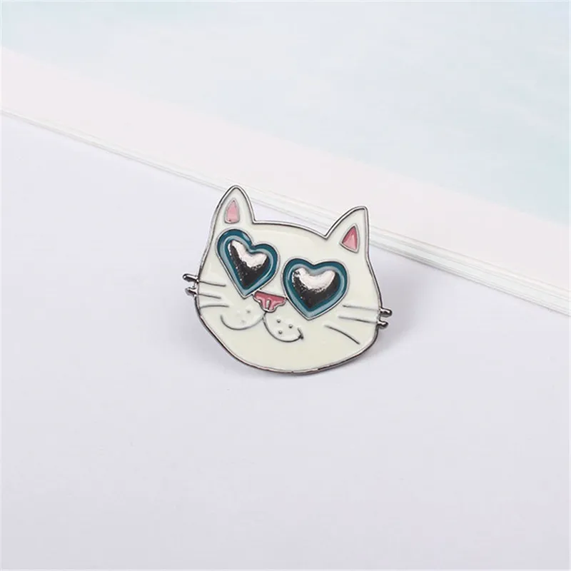Бесплатная доставка броши с надписью Love a group of cat-кошки покерный воротник ремень