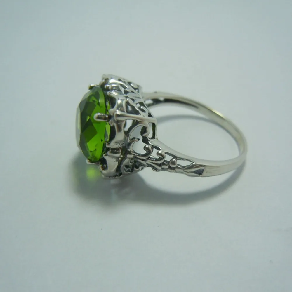 Free shipping DIY customizable elegant temperament olive green gem of ancient silver ring | Украшения и аксессуары