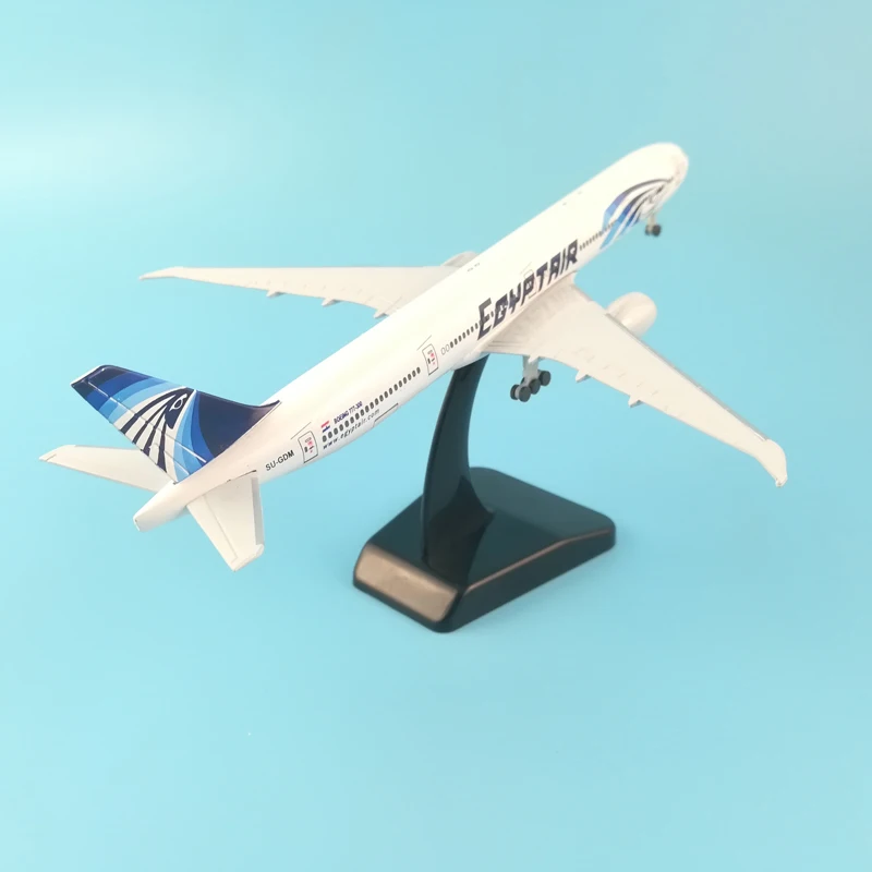 Модель самолета из металла 20 см модель EGYPTAIR Airlines с подставкой шкив посадочное