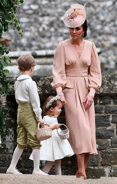 

Простые шифоновые платья для матери невесты Kate Middleton, винтажное свадебное платье длиной до колена с длинным рукавом и v-образным вырезом, пыл...