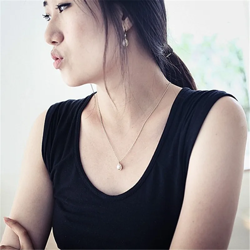 Женский ювелирный комплект из колье и серёг серебра 2017 пробы | Украшения