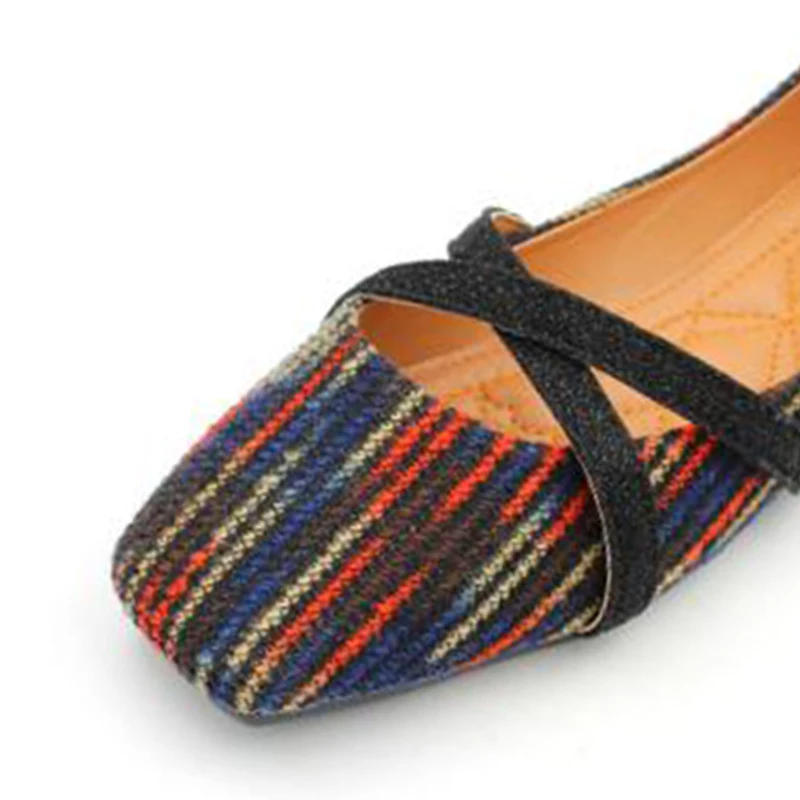 Новинка 2019 модные женские туфли на плоской подошве цветные с квадратным носком