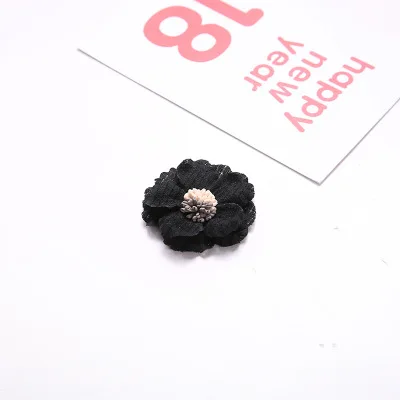 2 40 шт/партия атласный цветок розы с бисером центр stamen, тканевая Роза для DIY аксессуары для волос - Цвет: 2