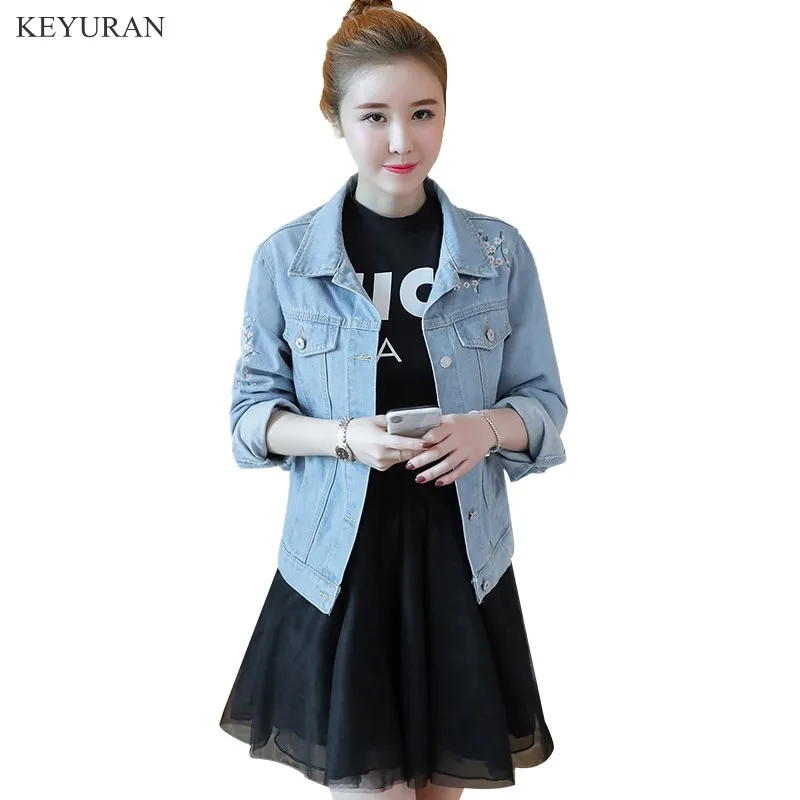 Женская джинсовая куртка с цветочной вышивкой синяя свободная верхняя одежда