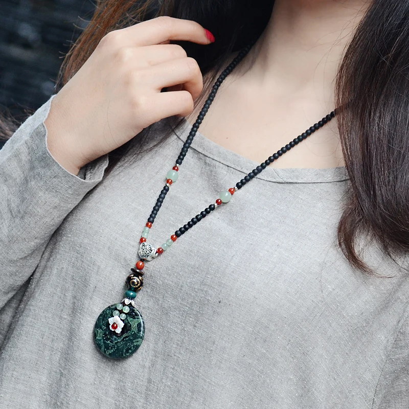 Длинное ожерелье-цепочка с подвеской в этническом стиле натуральный камень