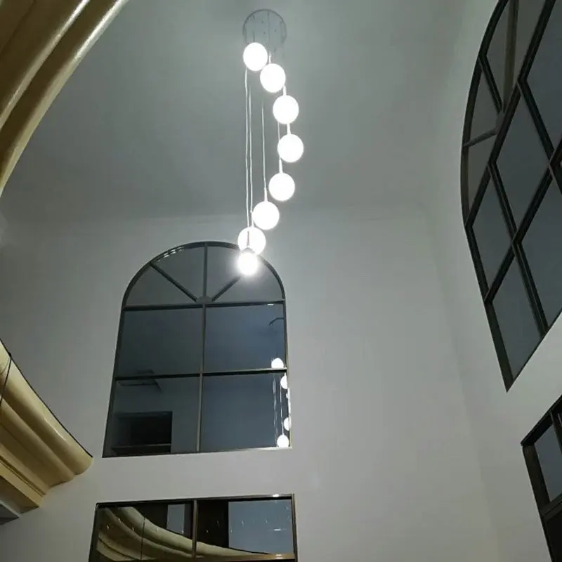 売却 現代ガラスボールスパイラル階段ケースペンダントランプレストランバーカウンターぶら下げランプ廊下廊下吊りペンダント照明