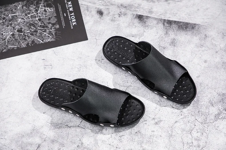 Mazefeng Summer Genuine Leather Slippers High Quality Men Sandals Rivet Beach Mens Slippers Platform Male Sandals Rubber Shoes