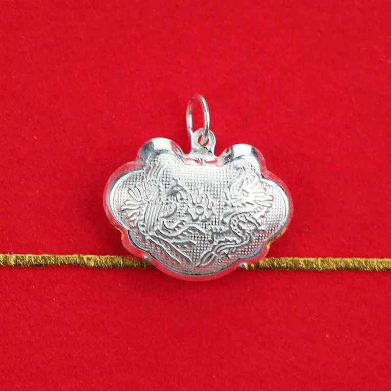 

2015 New Wholesale Genuine 925 Sterling Silver Chinese Lock Style Design Pattern Charms Pendant SP0003
