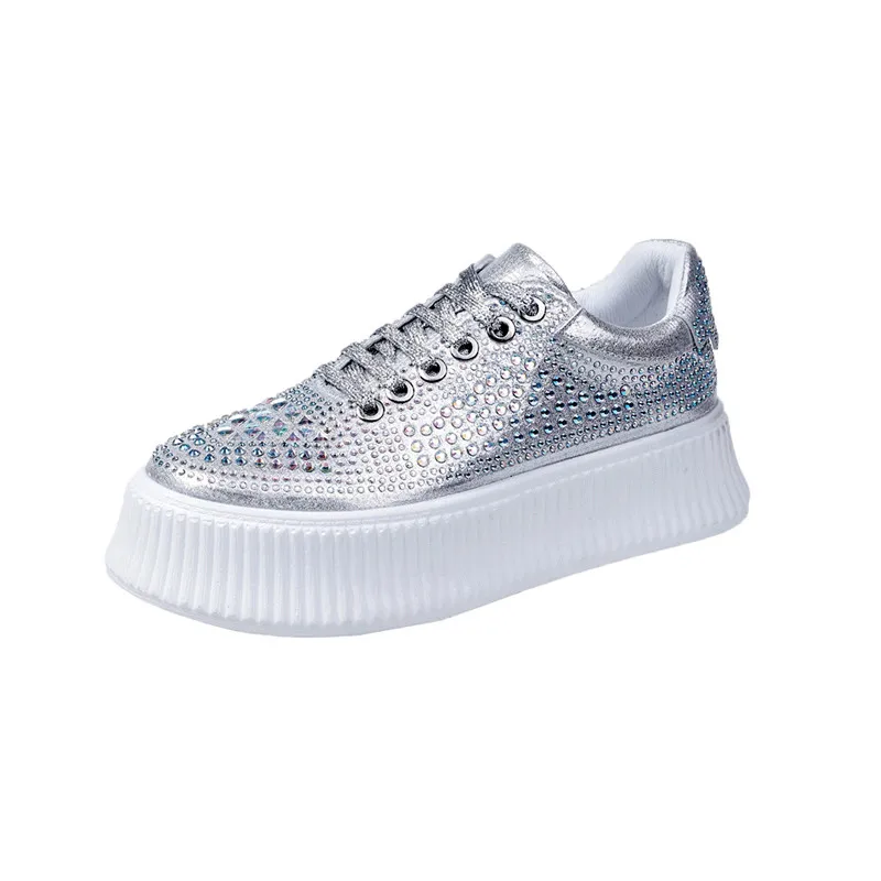 Повседневное обувь Bling Для женщин с круглым носком Zapato De Mujer украшением в виде