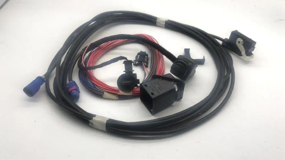 harness and camera CHESHUNZAI RGB заднего вида камера RVC жгут для VW Scirocco Beetle RCD510 RNS510 RVC 18D/56D 980 551 - Цвет: harness and camera