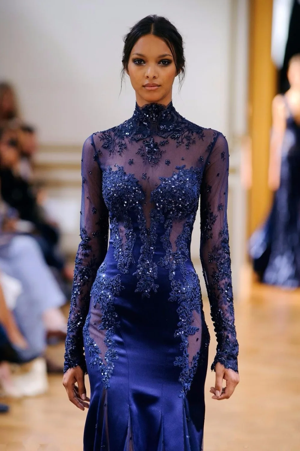 Вечерние платья Zuhair Murad Платья Sheer Длинные Рукава Блесток Иллюзия Лиф