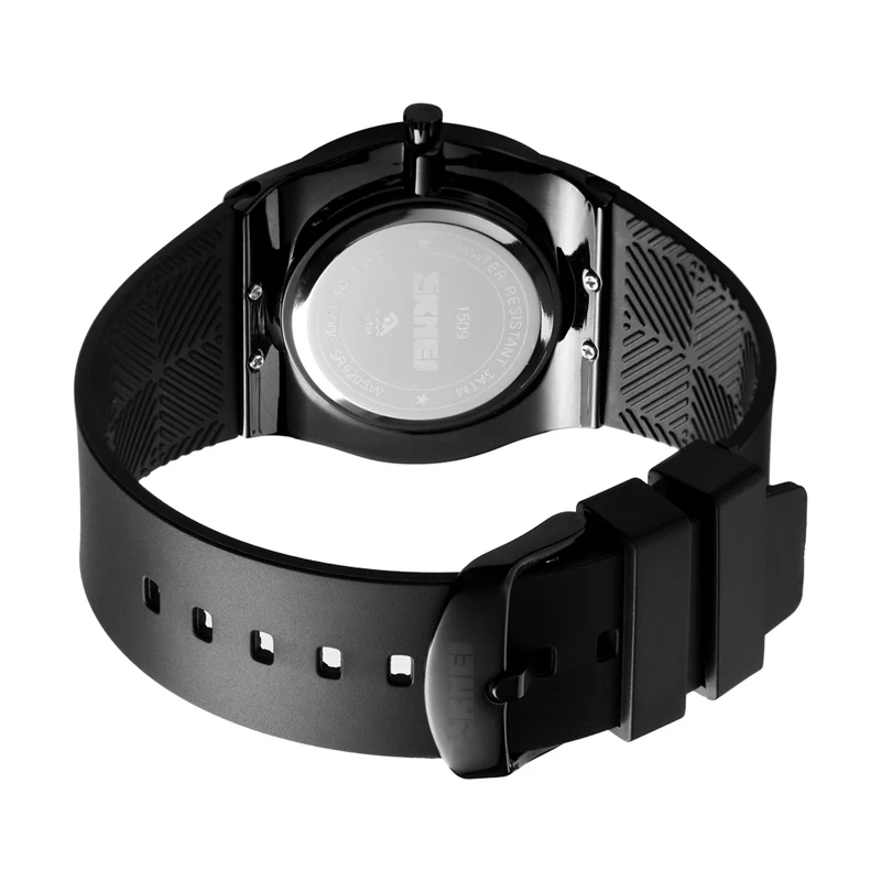 SKMEI Fashion Top Brand Luxury Sport Watch Men Quartz Watches Outdoor Waterproof Silicone Men's Wrist Watch Sports Clock