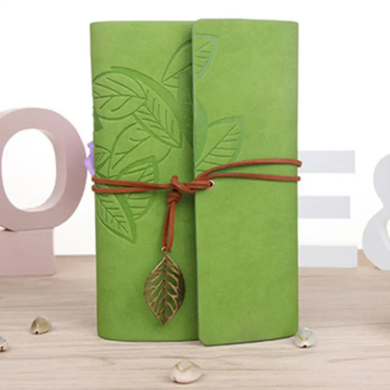 green Leather Blank Spiral Notebook Diary Notepad Vintage PU Leather Note Book Creative Leather Cover Ring Binder Kraft Paper Notepad - Цвет: green
