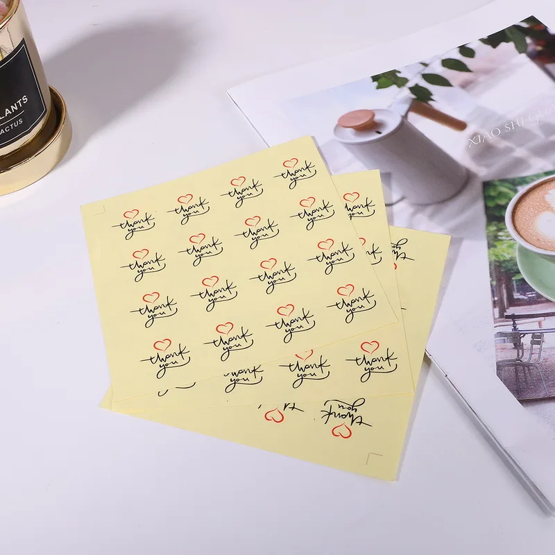 2.5cm 80pcs Спасибо любовь самоклеющиеся уплотнительные наклейки s крафт цветок ярлык в форме сердца стикер для DIY ручной работы подарок торт конфеты бумажные бирки - Цвет: 2.5cm 80pcs