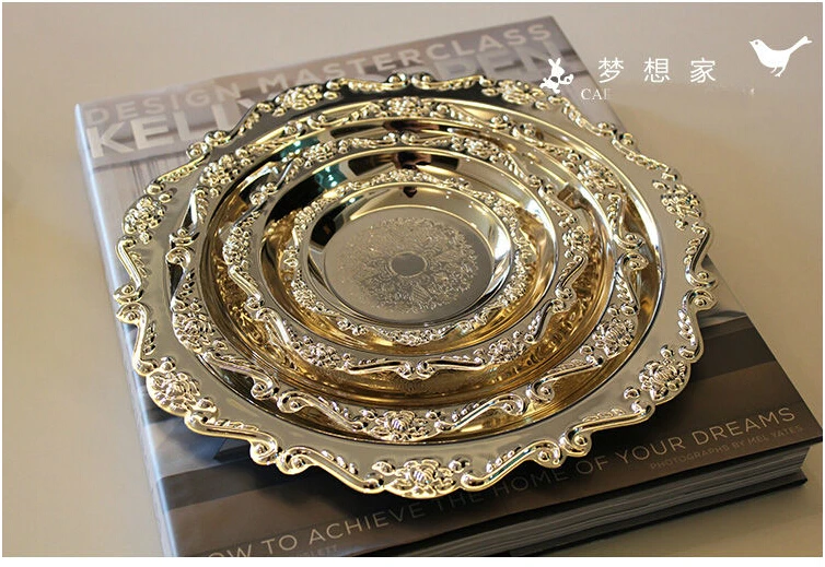 

Fashion Round Golden/ Silver Metal PlateS For Cake Pastry Desserts Fruits Sugars Dishes Wedding Home Tableware Decoration SG081