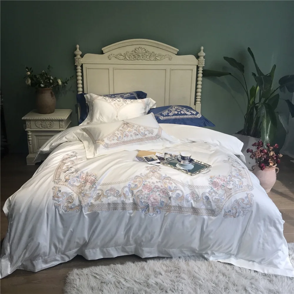 

White luxury Royal 120S Egyptian cotton Embroidery Bedding sets Queen King Wedding Duvet cover Bed sheet set Pillowcases 4pcs