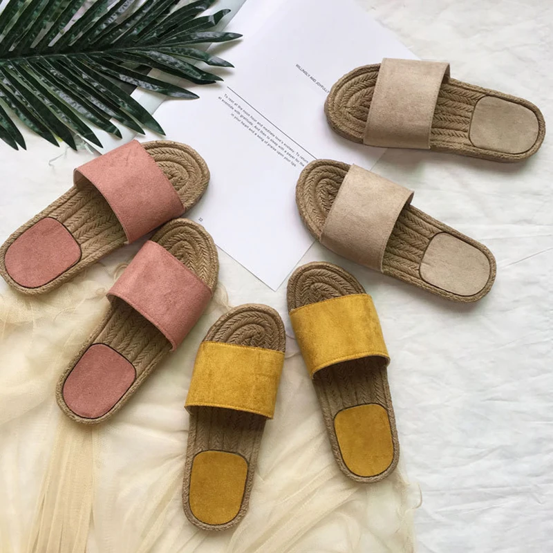 Шлепанцы женские на Плоском Каблуке 2 см Удобные однотонные пляжные тапочки