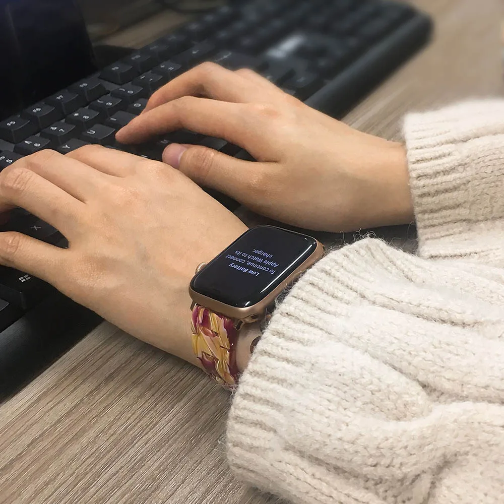 Цвет резиновый ремешок для наручных часов Apple Watch, версии 5 4 3 2 1 роскошный браслет для наручных часов iWatch, 40/44/38/42 мм легкий часы ремень