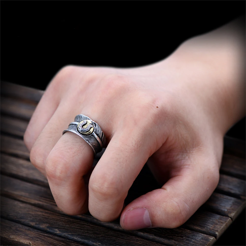 

MetJakt Vintage Handmade Feather Ring with U Logo Solid 925 Sterling Silver Open Ring for Unisex Thai Silver Jewelry
