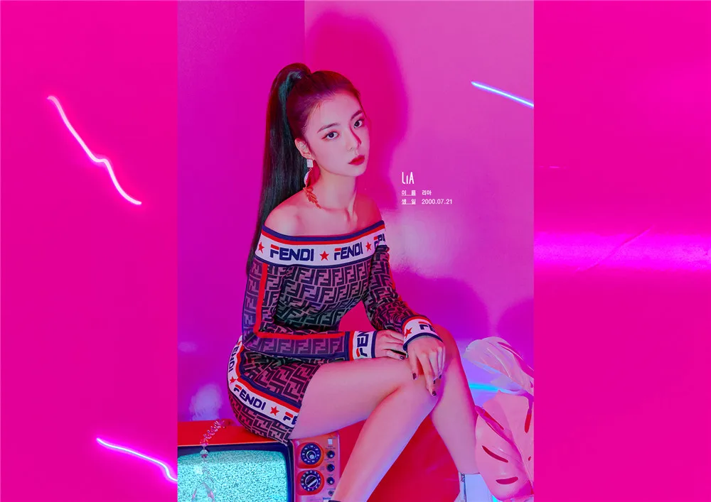 Темный хаки ITZY Kpop постеры корейские певцы глянцевые бумажные принты четкое изображение яркие цвета украшения дома - Цвет: Темный хаки