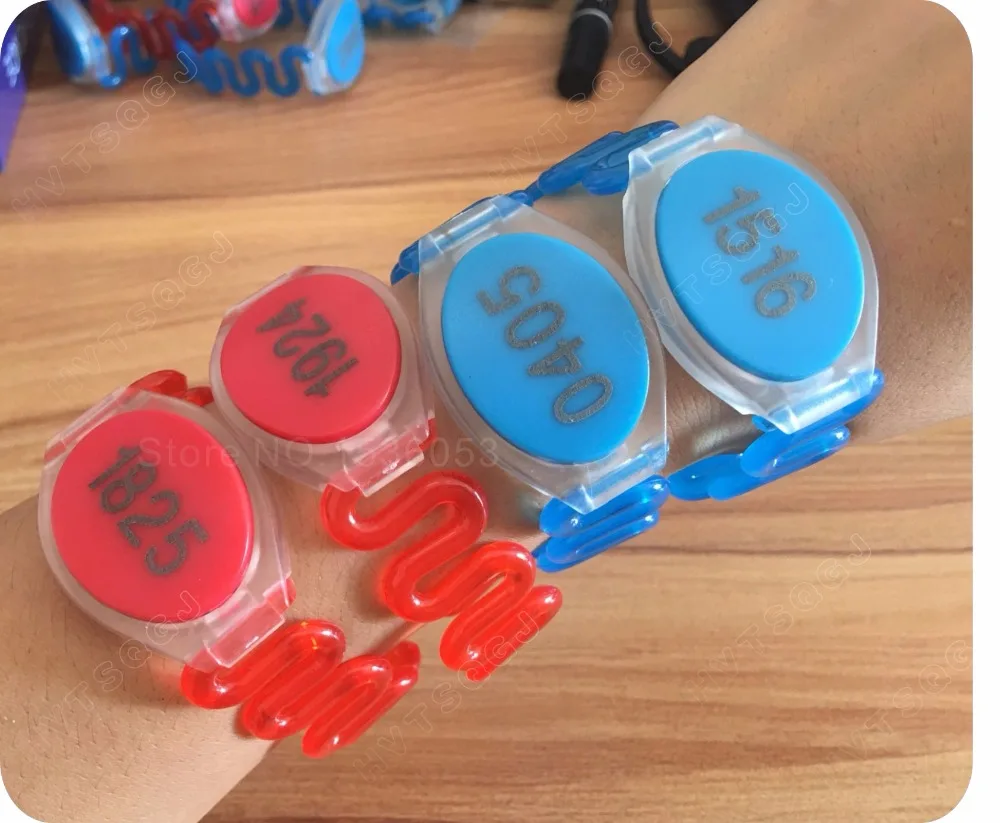 200pcs/lot 13.56MHz Silicone RFID Wristband/Proximity Waterproof Bracelet for access control/Fitness/Swimming pools/water park |