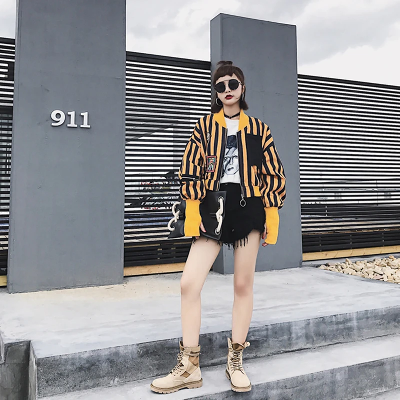 Женская куртка в полоску с нашивкой и мультяшным принтом весна осень|fashion jacket|jacket