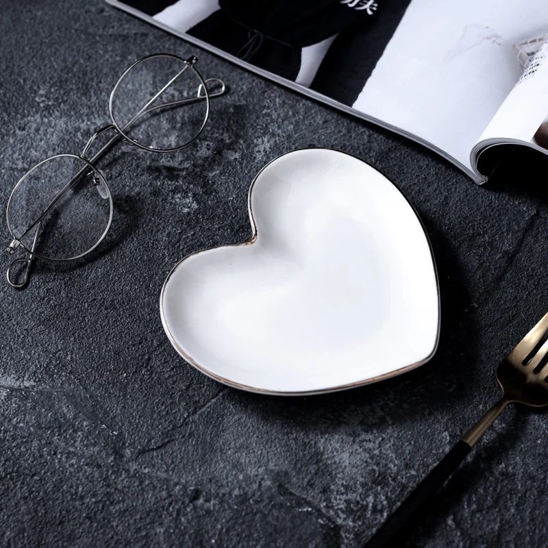 Новинка 2019 керамический поднос для хранения Круглый в форме сердца золотой