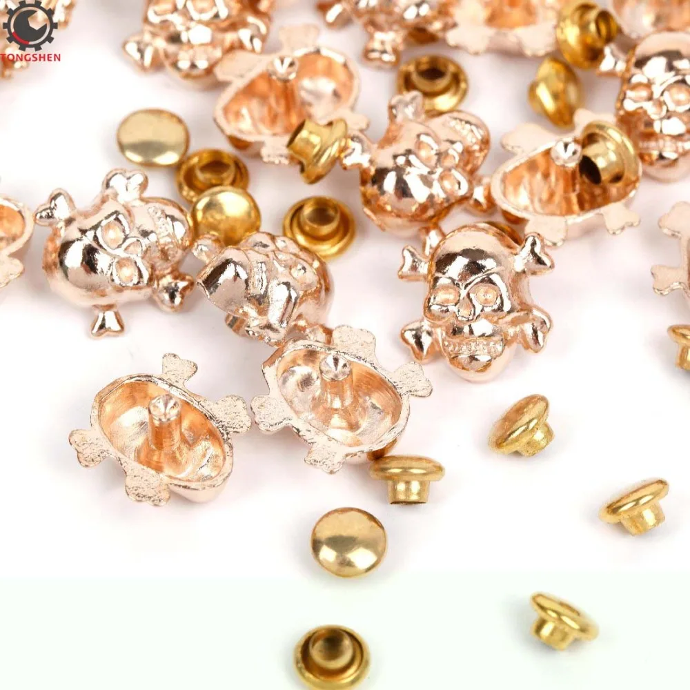 Шестигранные шипы с заклепками в стиле панк рок виде металлических пятен двойным