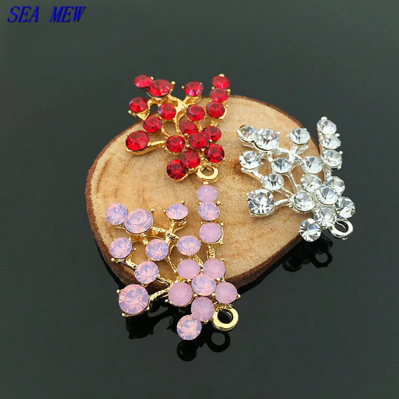 

SEA MEW 30*32mm Fashion Alloy Crystal Rhinestone Flowers Pendant Connectors Charm For Jewelry Making Accessories