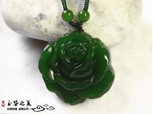 Натуральный зеленый ручной резной китайский Хотан Jade пион Форма кулон + веревка |
