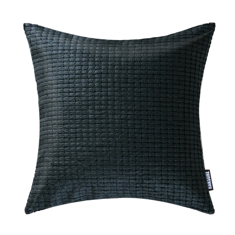 Текстурный тканевый чехол для подушки черные и белые в форме кукурузы