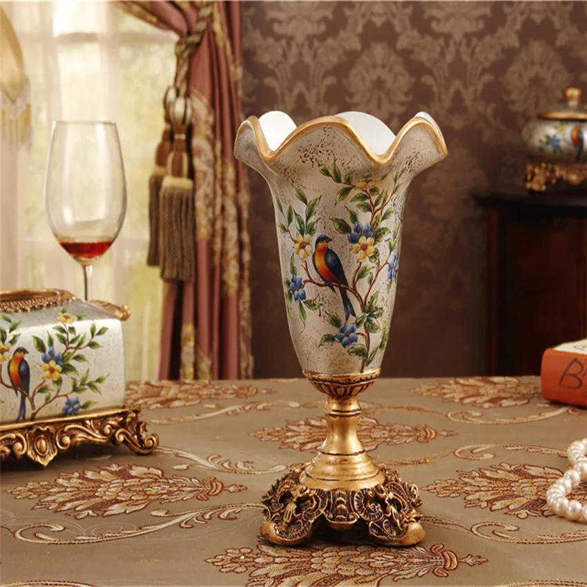 

Continental retro three piece set decoration box vase ashtray perfect combination wedding hotel decoration