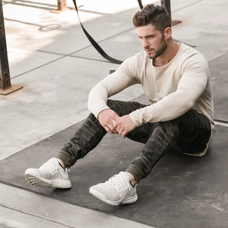 Камуфляжные спортивные штаны мужские тренировочные хлопковые пояс с завязками