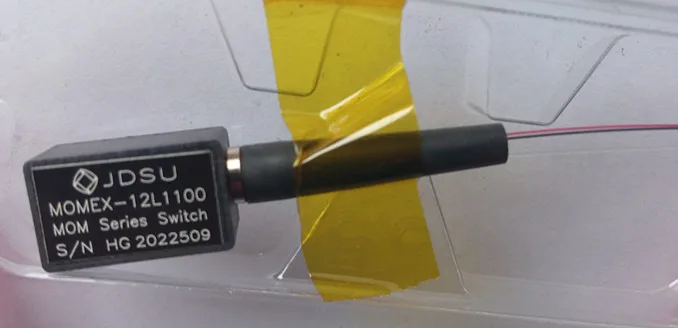 

Оптический переключатель 1550nm1*2 JDSU MOMEX-12L1100