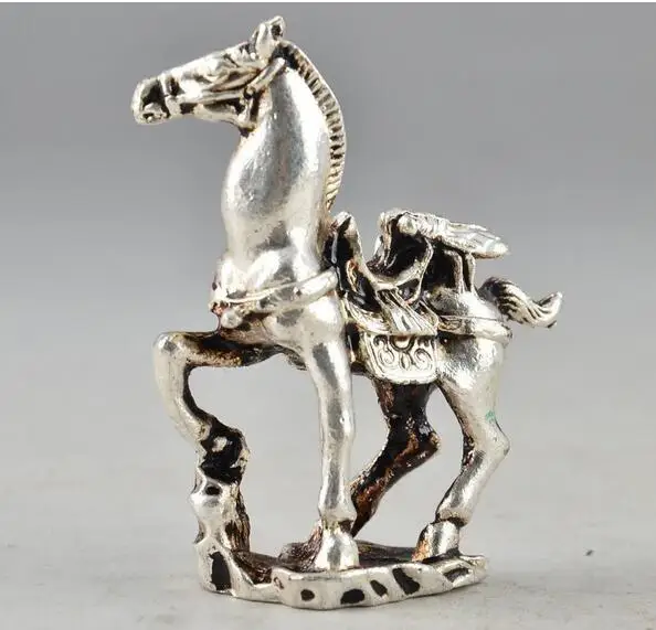 

Tibet Silver Chinese Old Collectable Handwork Carving Horse Statue Decor