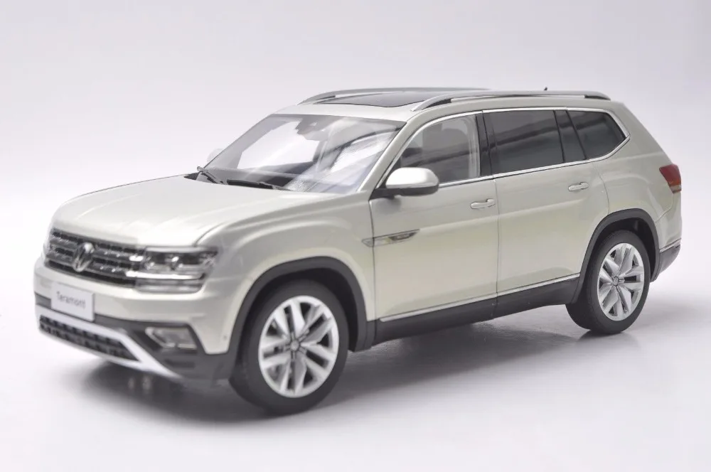 1:18 литая модель для Volkswagen VW Teramont Atlas 2017 Серебряный Большой внедорожник из сплава