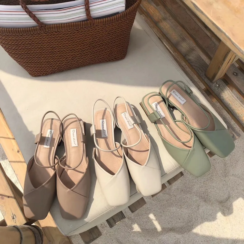 Не сужающийся к низу каблук slip on пляжные сандалии femme чистый с квадратным носком
