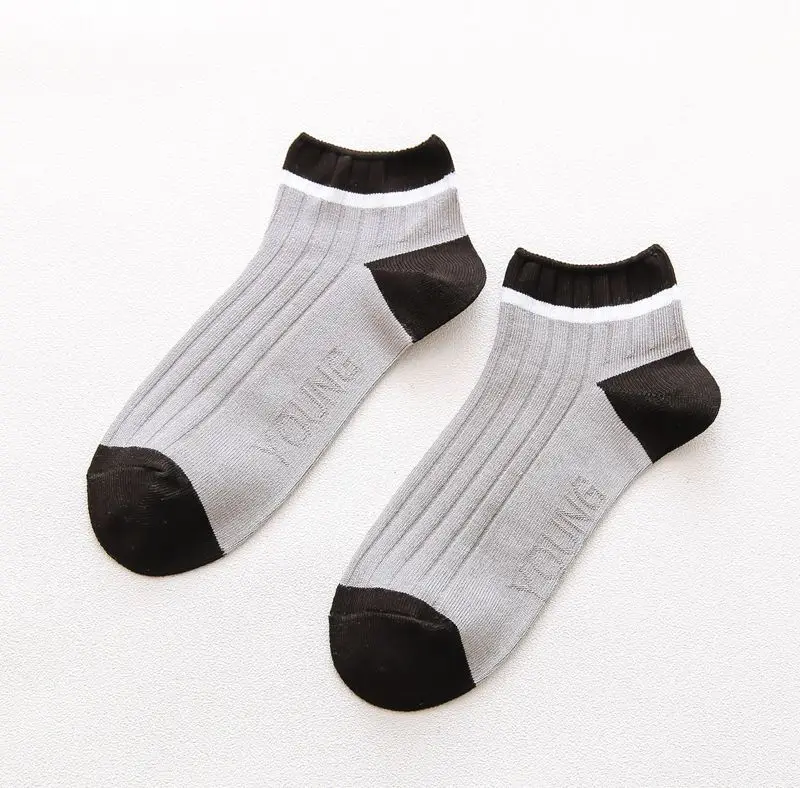 

Man Socks 2019 New Spring Socks Men 5 Pairs Bamboo Fiber Short Invisible Letter Casual Socks Breathble Men Ankle Socks