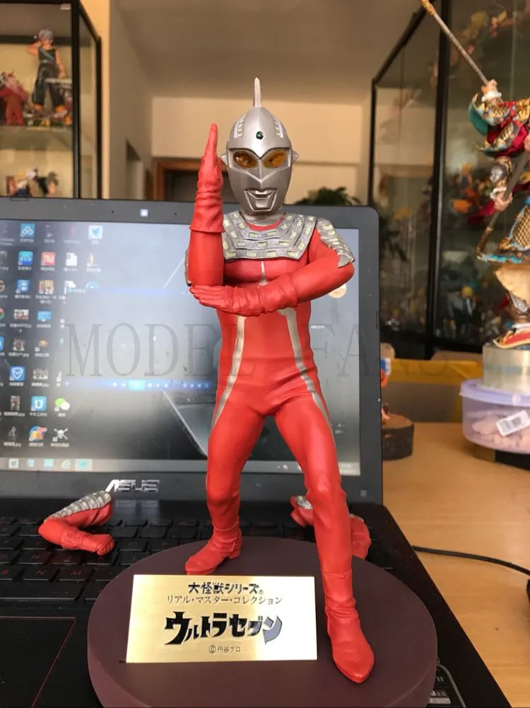 Игрушечные фигурки из смолы UItraman Seven gk в наличии | Игрушки и хобби