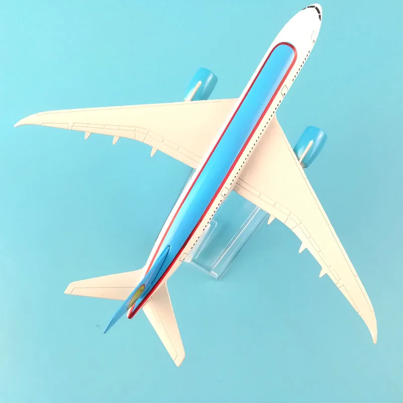 Воздушный пассажирский самолет Боинг 787 модель будкинского самолета 16 см из