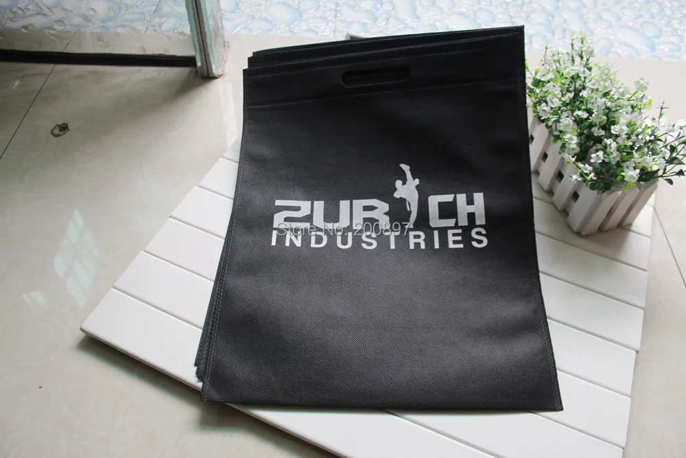 Нетканая сумка для одежды с индивидуальным принтом дырокол ручка высота 40 см *