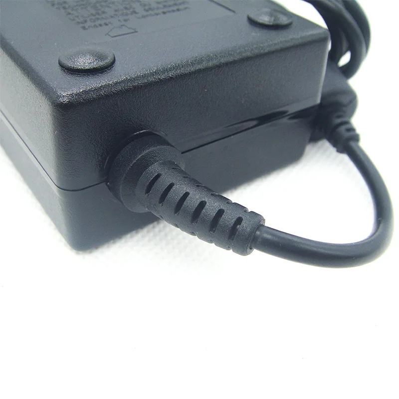 100% Оригинальный 19V 6.32A 120W Delta AC зарядное устройство адаптер для Lenovo 36001857 0B56090 54Y8865
