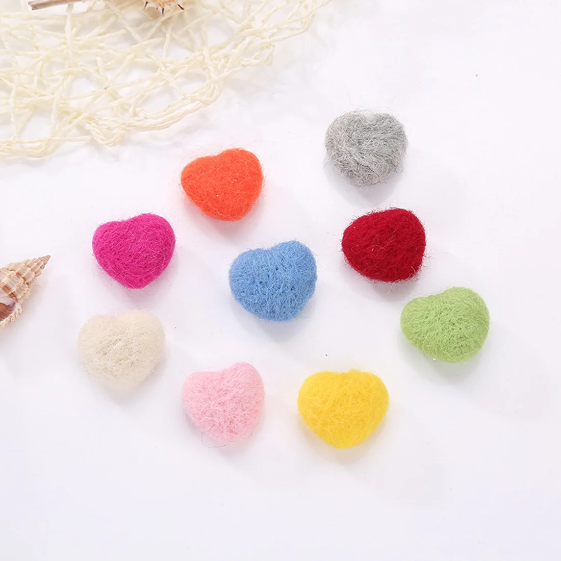 Girl Props Photography Photography of Newborns of Felt Shape of Love Props Photo Session Handmade Felt Heart Shaped Baby Girl