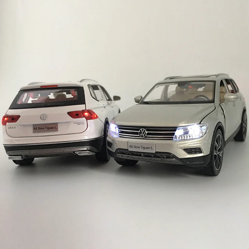 1:32 Tiguan L Family литой металлический внедорожник игрушечные машинки из сплава