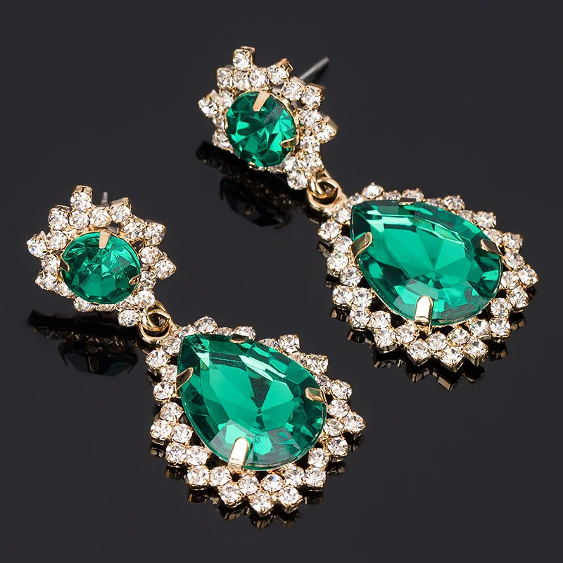 YFJEWE Аксессуары Роскошные элегантные Стразы крупные серьги-гвоздики Модные