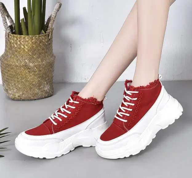 Красный Брендовые дышащие женские кроссовки; tenis feminino; повседневная Летняя обувь белого цвета; женская обувь на толстой подошве; женская обувь на массивном каблуке - Цвет: Красный