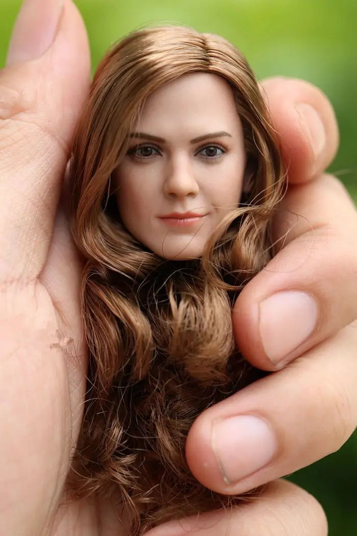 

1/6 Scale Hermione Emma Watson Head Sculpt W Long Curls Hair F 12'' Doll