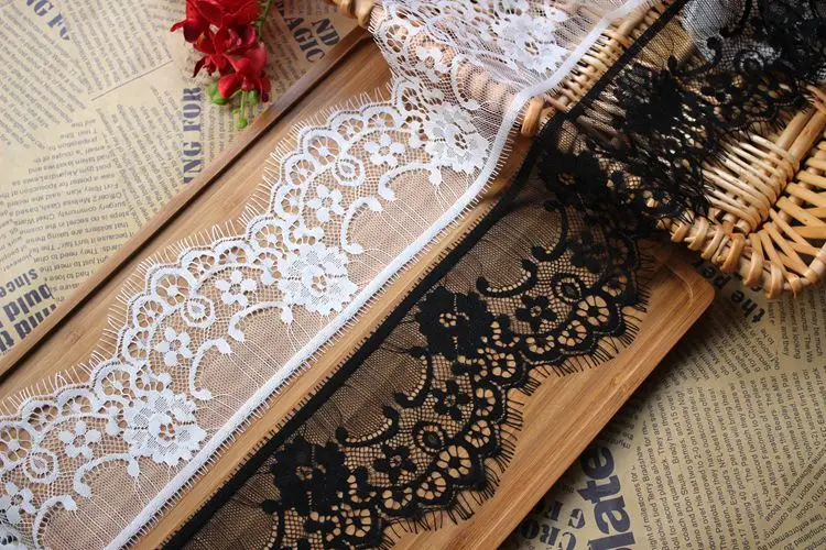 

Width 9.5CM single side wave eyelash lace fabric DIY clothing veil wedding home accessories 12 m / pack
